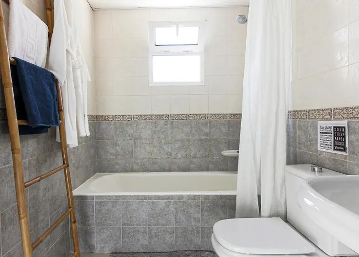 Luxury, Beach, Pool And Garden